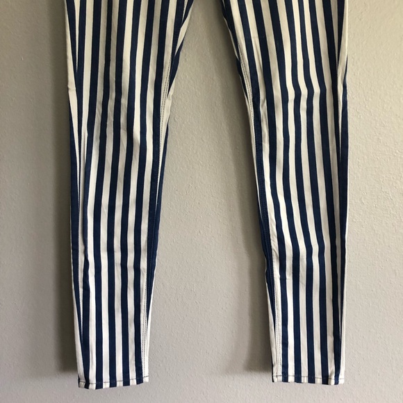 Hudson Jeans Skinny Jean in Blue & White Vertical Stripe Pattern Size 27 - Picture 4 of 12